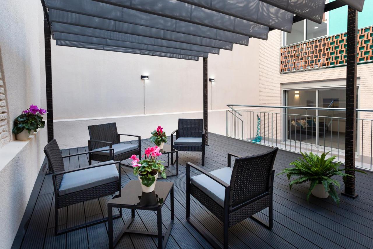 8 Lacus Duplex